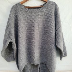 NewYork & Co. Sweater. Silver.